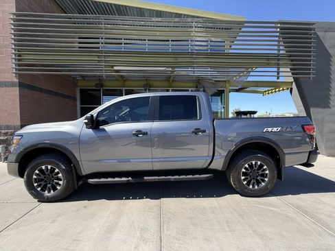 Used 2024 Nissan Titan PRO-4X w/ Pro-4x Convenience Package image 7