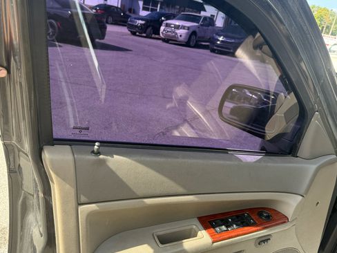 Used 2006 Jeep Grand Cherokee Limited image 12