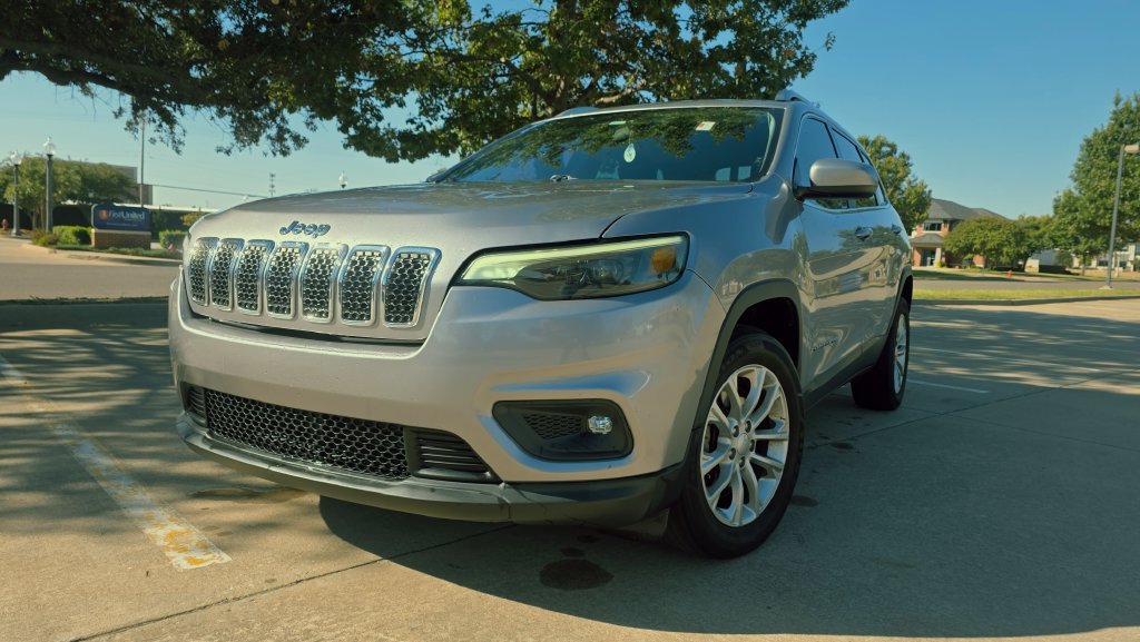 Used 2019 Jeep Cherokee Latitude w/ Popular Appearance Group FWD image 8