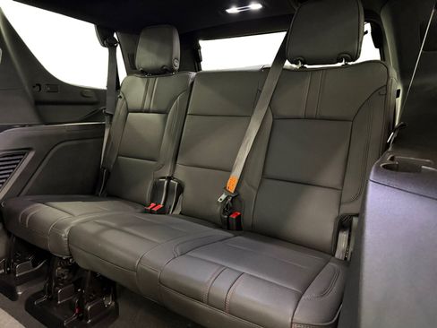 Used 2024 Chevrolet Tahoe RST w/ Luxury Package AWD/4WD image 11