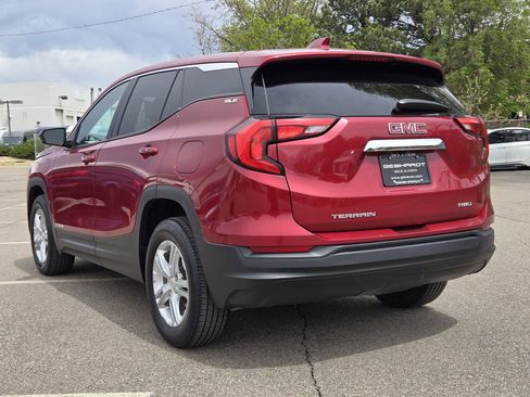 Used 2020 GMC Terrain SLE AWD/4WD image 7