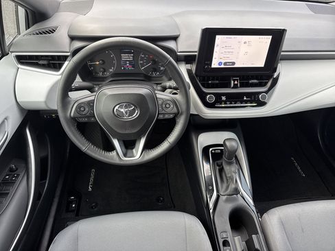 Used 2024 Toyota Corolla SE image 18