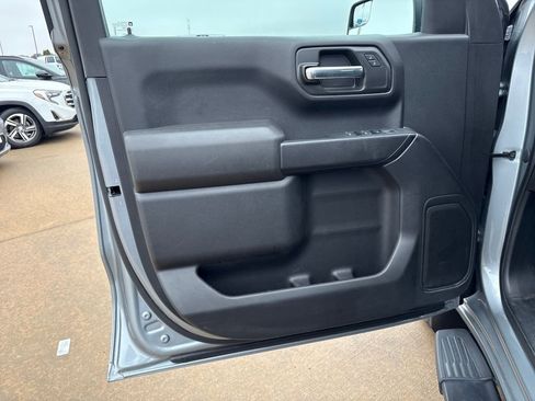 Used 2024 Chevrolet Silverado 1500 Custom image 13