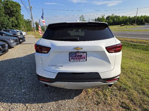 Used 2025 Chevrolet Blazer LT AWD/4WD image 4