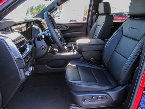 New 2026 GMC Yukon XL Denali image 14