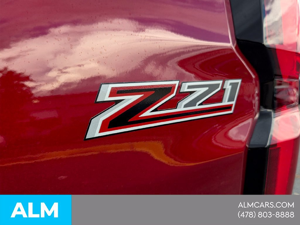 Used 2024 Chevrolet Colorado Z71 w/ Z71 Convenience Package 2 AWD/4WD image 8