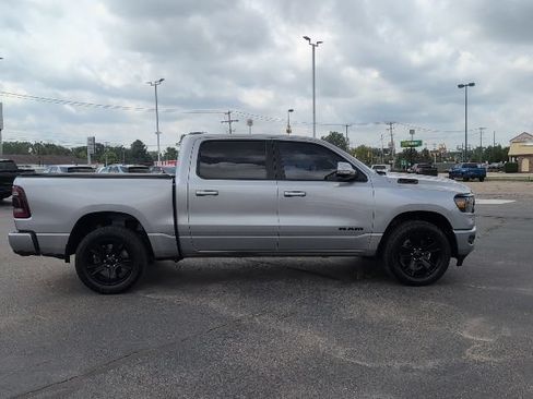 Used 2020 RAM 1500 Big Horn AWD/4WD image 11