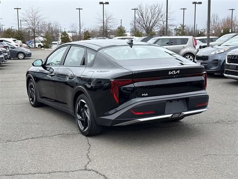 Used 2025 Kia K4 EX image 4