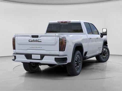 New 2026 GMC Sierra 3500 Denali Ultimate w/ LPO, Black Badging Package image 4