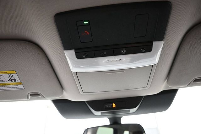 Used 2025 Nissan Pathfinder SV FWD image 12