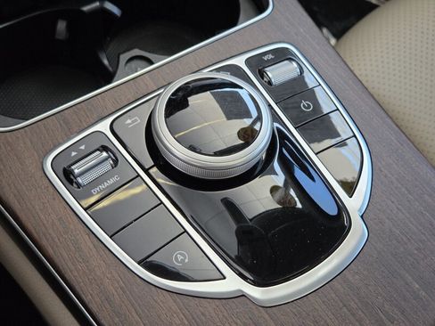 Used 2019 Mercedes-Benz C 300 Sedan image 35