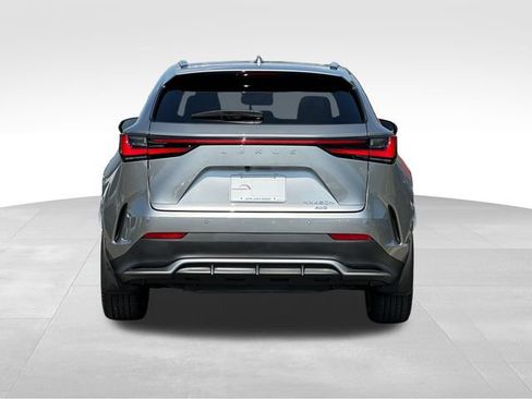 Used 2025 Lexus NX 450h+ F Sport AWD/4WD image 4