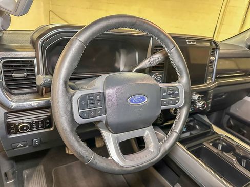 Certified 2025 Ford F250 Lariat w/ Lariat Ultimate Package AWD/4WD image 26