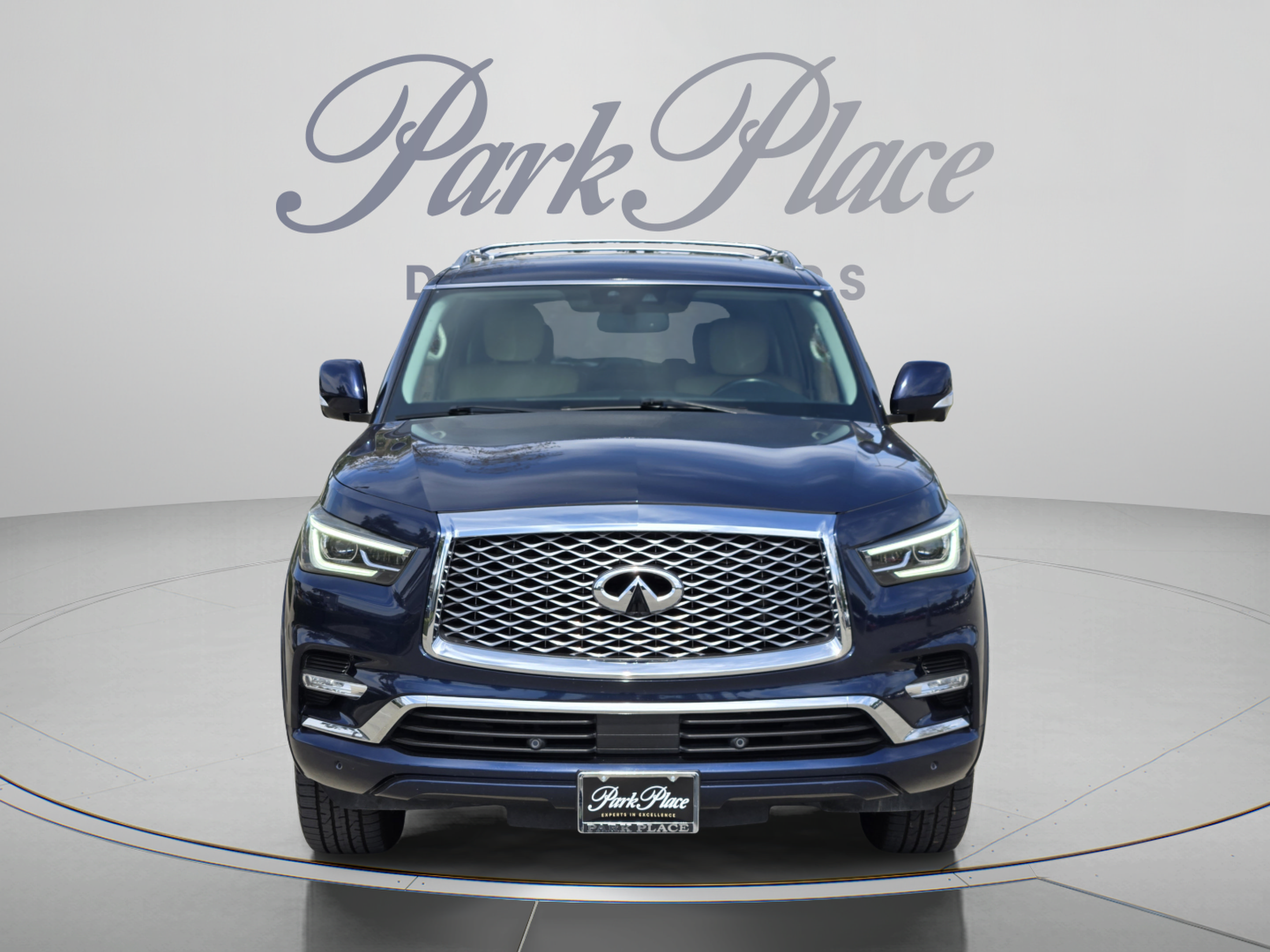 Used 2018 INFINITI QX80 4WD w/ Driver Assistance Package image 8