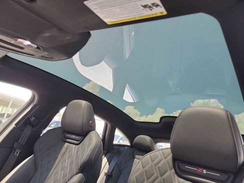 New 2025 Audi S6 e-tron Premium Plus image 18