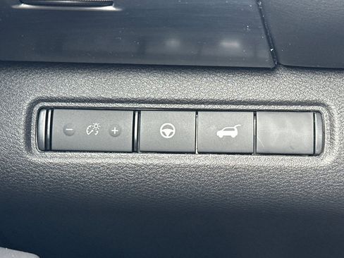 New 2025 Nissan Pathfinder Rock Creek image 32