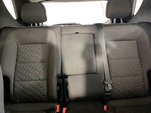 Used 2020 Chevrolet Equinox LT w/ Driver Convenience Package image 14