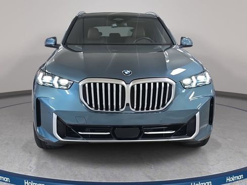 Certified 2024 BMW X5 xDrive40i w/ Premium Package image 2