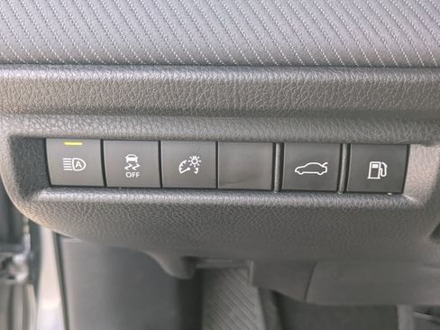 Used 2026 Toyota Camry SE FWD image 11