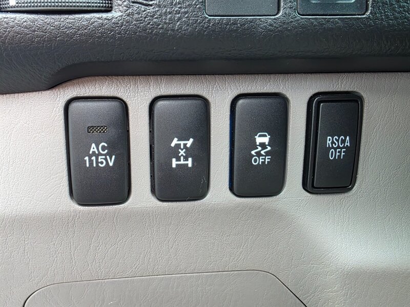 Used 2008 Toyota 4Runner Limited w/ Limited Extra Value Pkg 1 AWD/4WD image 21