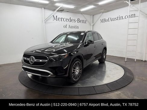 Certified 2026 Mercedes-Benz GLC 300 image 3
