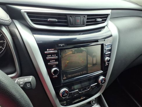 Used 2019 Nissan Murano SL w/ SL Technology Package image 16