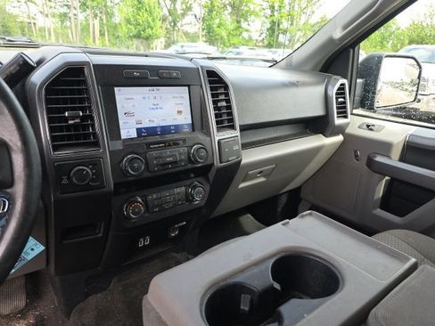 Used 2020 Ford F150 XLT w/ Equipment Group 302A Luxury AWD/4WD image 17