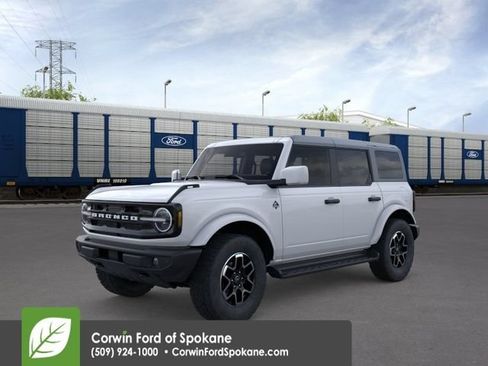New 2026 Ford Bronco Outer Banks AWD/4WD image 3