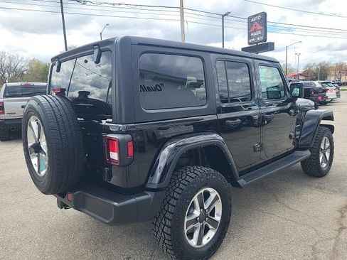 Used 2021 Jeep Wrangler Unlimited Sahara w/ Uconnect 4C Nav & Sound Group AWD/4WD image 10