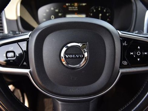 Used 2019 Volvo XC90 T6 Momentum AWD/4WD image 17