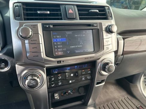 Used 2016 Toyota 4Runner Limited AWD/4WD image 23