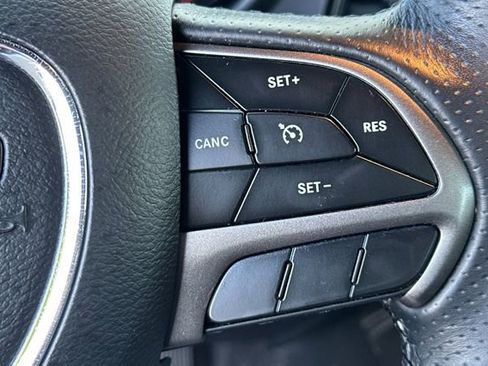 Used 2019 Dodge Challenger SXT w/ Blacktop Package image 26