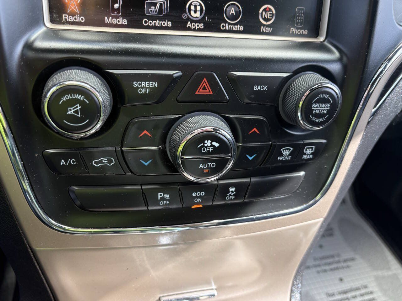 Used 2014 Jeep Grand Cherokee Limited AWD/4WD image 30