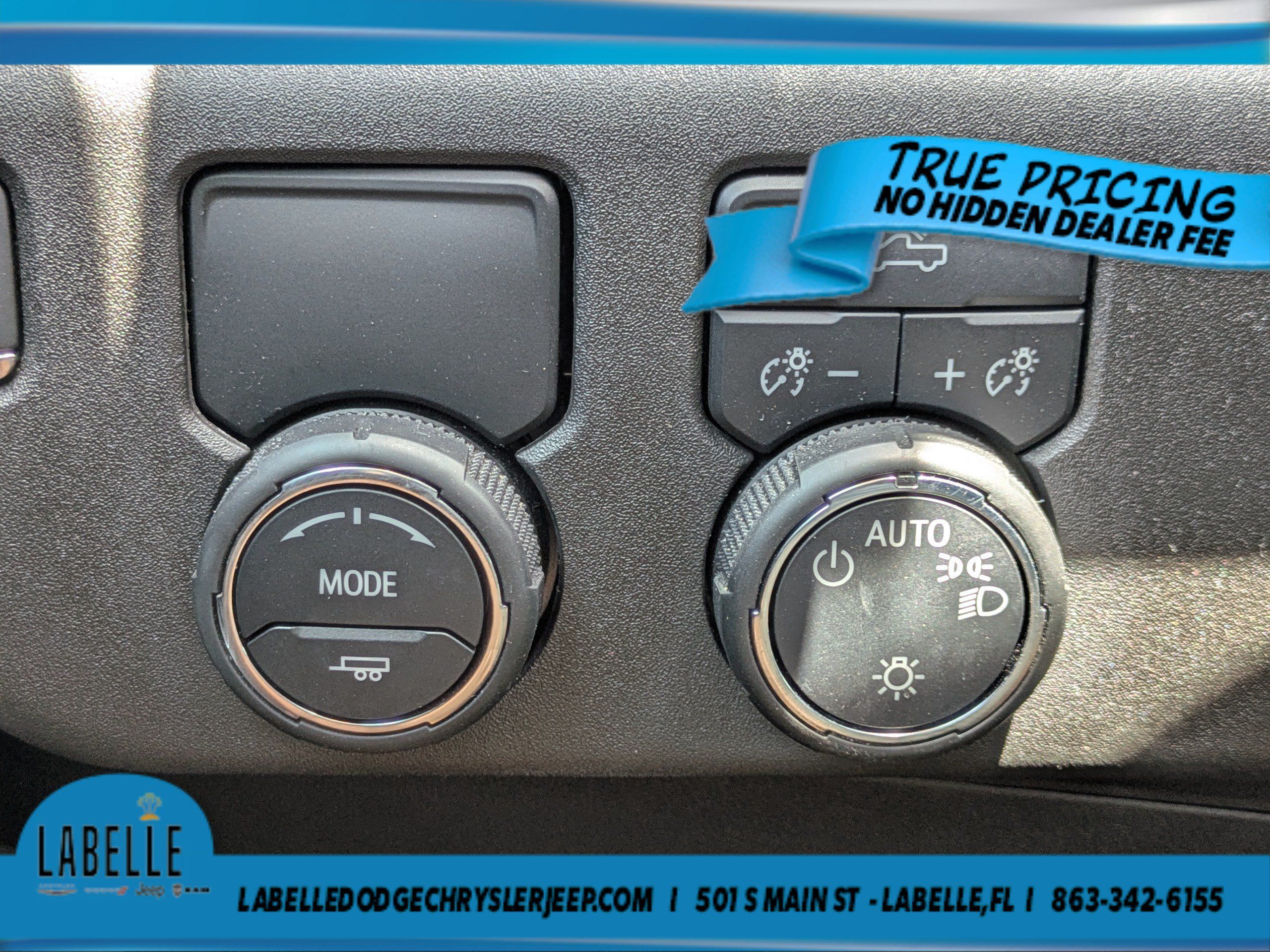Used 2024 Chevrolet Silverado 1500 LT RWD image 20
