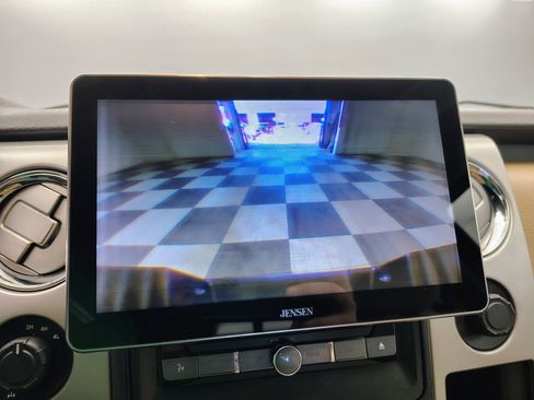 Used 2013 Ford F150 XLT w/ Luxury Equipment Group image 4