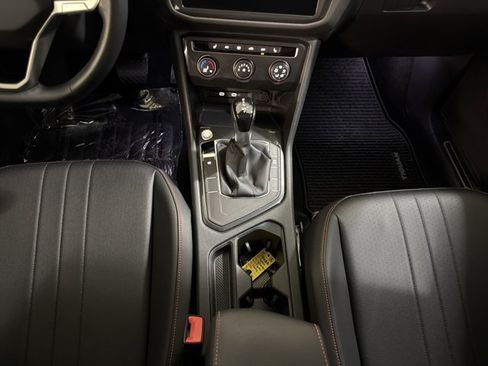 Certified 2024 Volkswagen Tiguan Wolfsburg Edition FWD image 34