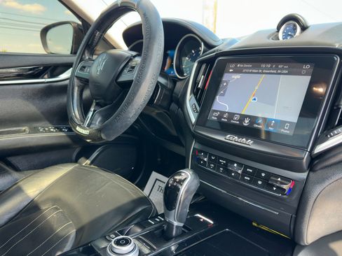 Used 2017 Maserati Ghibli S image 60