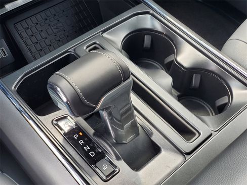 New 2025 Ford F150 Lightning Flash image 20