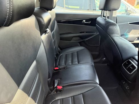 Used 2020 Kia Sorento SX FWD image 17