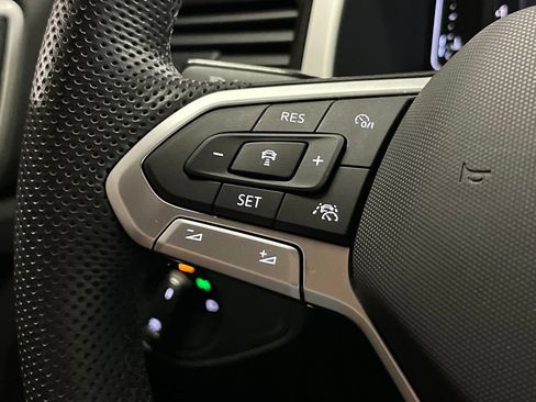 Used 2023 Volkswagen Atlas Cross Sport SEL Premium R-Line AWD/4WD image 27