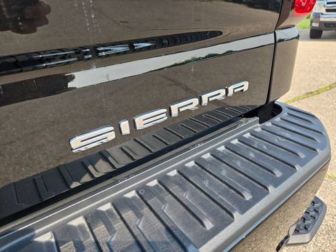 New 2026 GMC Sierra 1500 Denali w/ Technology Package AWD/4WD image 38