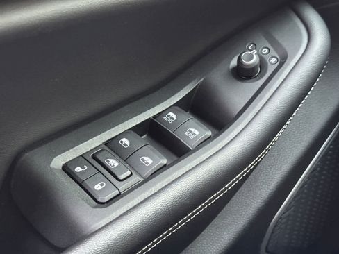 Used 2021 Jeep Grand Cherokee L Laredo w/ Luxury Tech Group I image 23