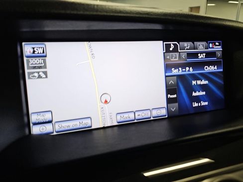 Used 2014 Lexus LS 460 w/ Comfort Package RWD image 16