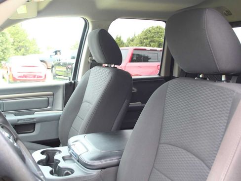 Used 2020 RAM 1500 Classic Warlock RWD image 23
