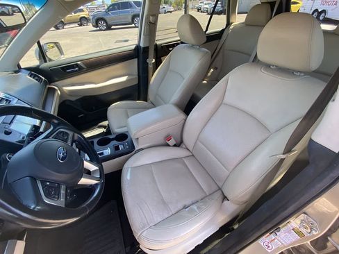 Used 2015 Subaru Outback 2.5i Limited AWD/4WD image 11