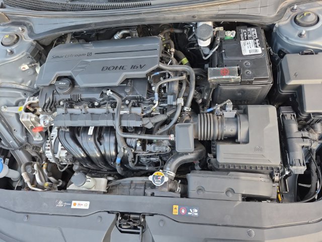 Used 2023 Hyundai Elantra SEL w/ Convenience Package FWD image 33