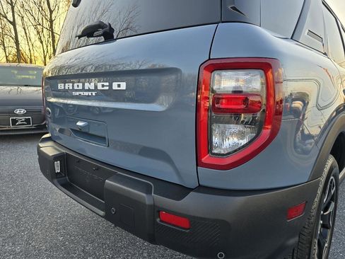 Used 2025 Ford Bronco Sport Outer Banks w/ Outer Banks Tech Package+ AWD/4WD image 9
