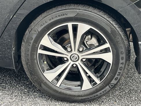 Certified 2023 Nissan Sentra SV image 25