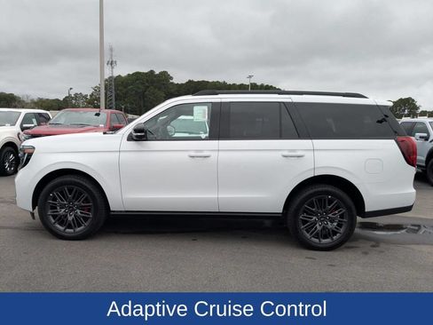 Used 2025 Ford Expedition Platinum w/ Stealth Performance Package AWD/4WD image 7