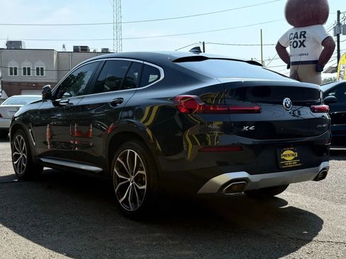 Used 2022 BMW X4 xDrive30i w/ Convenience Package image 4